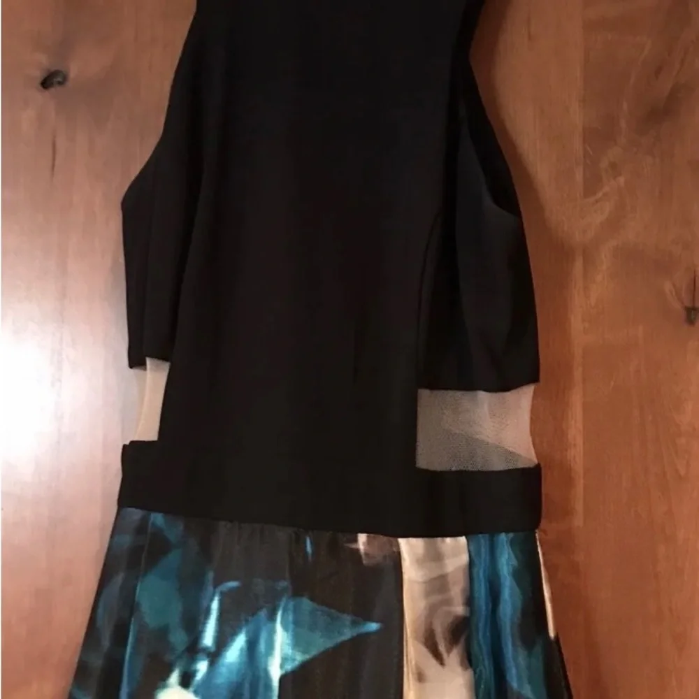 Blondie Nites Formal Dress - Picture 4 of 8